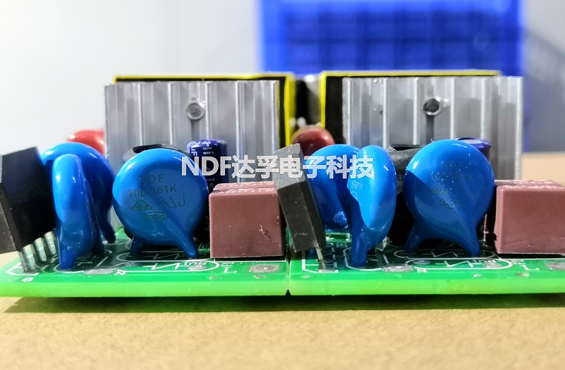 壓敏電阻是如何抑制浪涌的？